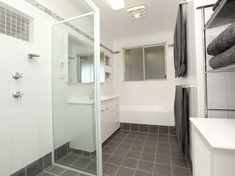 1 Boehm Close, Isaacs ACT 2607