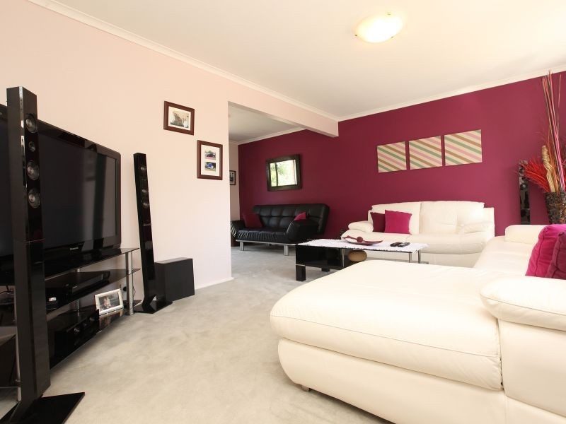 8 Fullerton Crescent, Richardson ACT 2905