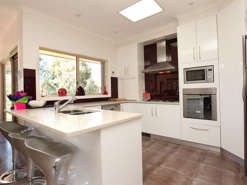 63 Mount Vernon Drive, Kambah ACT 2902