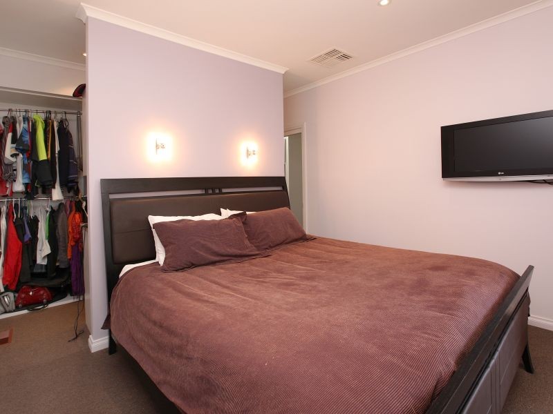 63 Mount Vernon Drive, Kambah ACT 2902