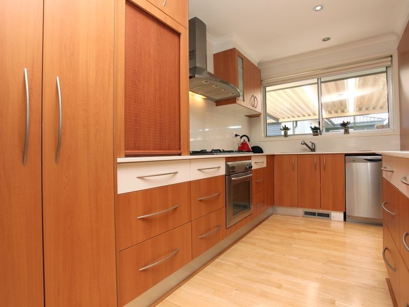 11 Ashley Drive, Wanniassa ACT 2903