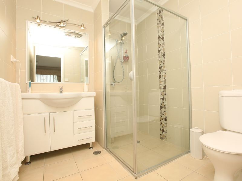 64 Eileen Good Street, Greenway ACT 2900