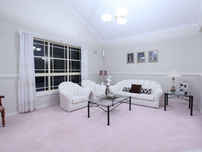 4 Baden Place, Queanbeyan NSW 2620