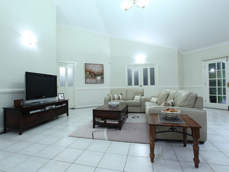 4 Baden Place, Queanbeyan NSW 2620