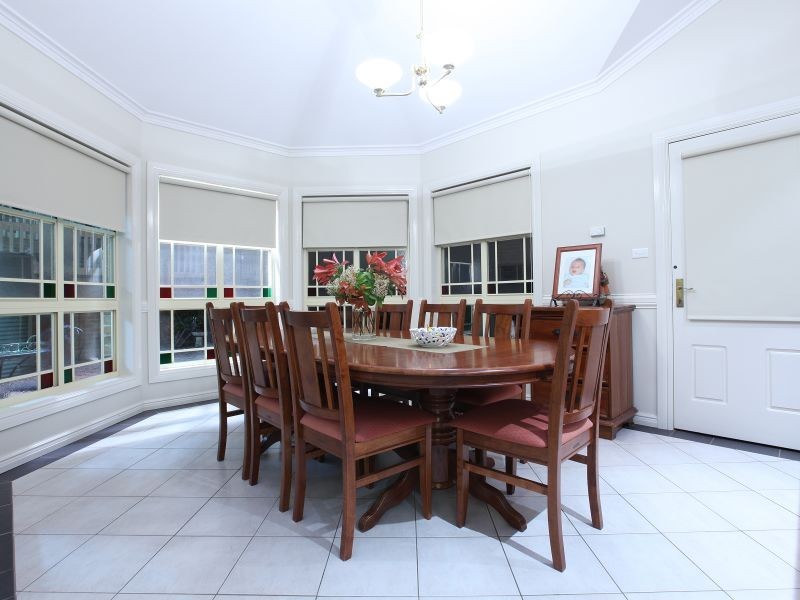 4 Baden Place, Queanbeyan NSW 2620