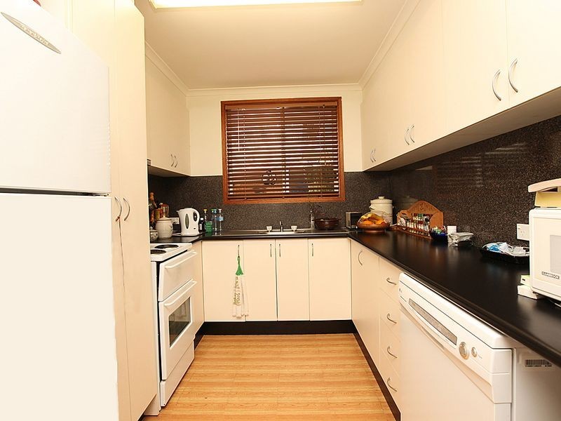 13/10-12 Booth Street, Queanbeyan NSW 2620
