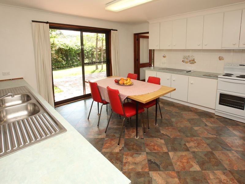 28 Woodfull Loop, Gordon ACT 2906