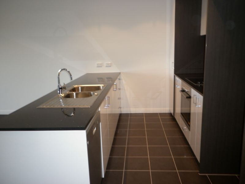 335/1 Mouat Street, Lyneham ACT 2602