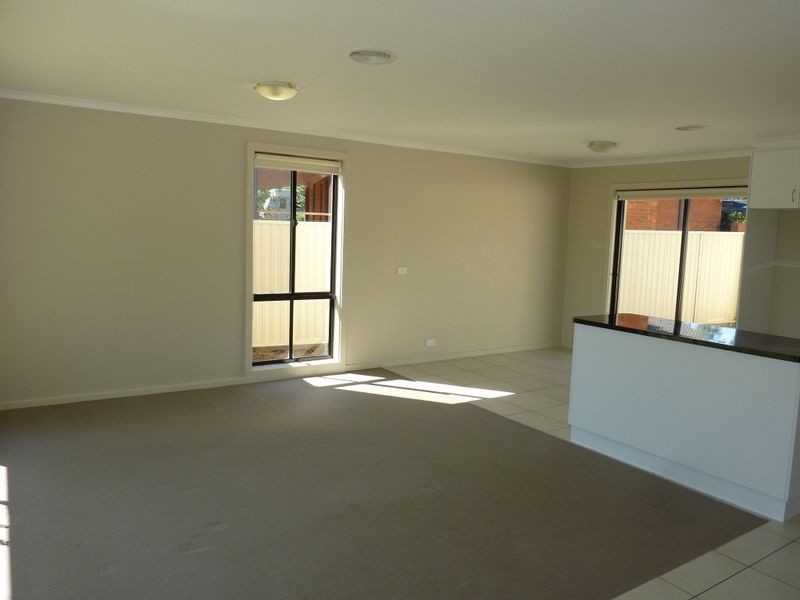 7 Jens Place, Kambah ACT 2902