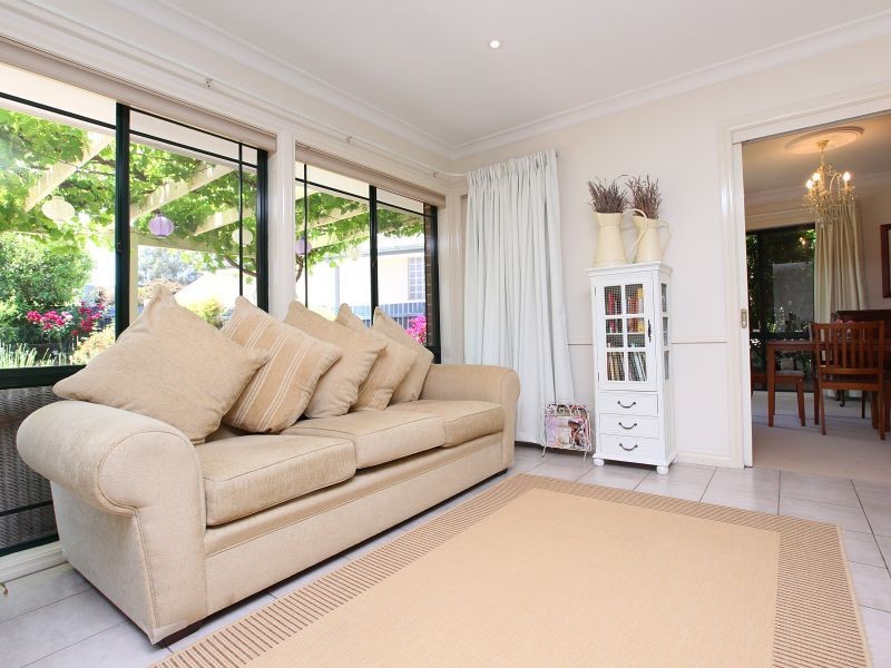 11 Towers Place, Gordon ACT 2906