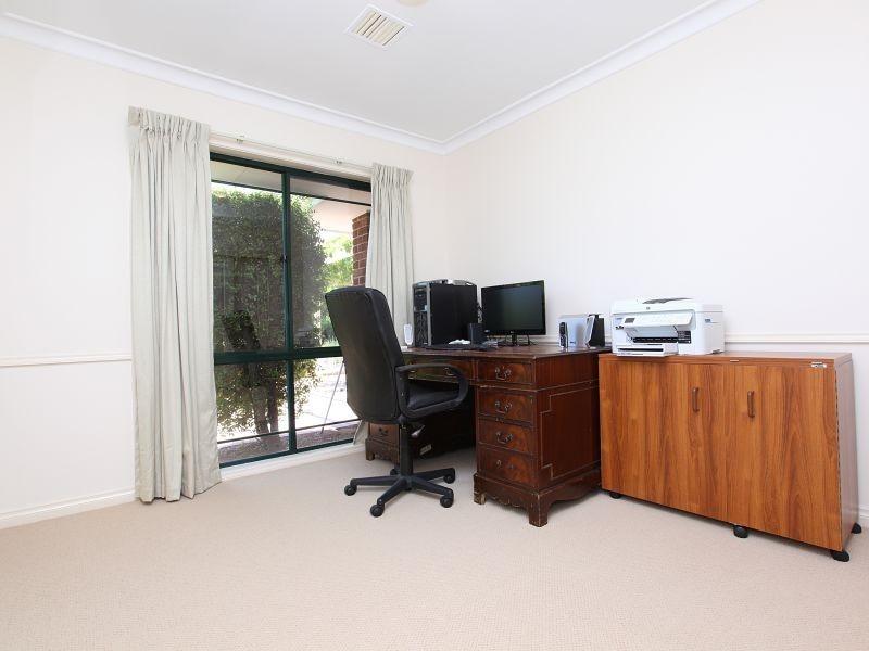 11 Towers Place, Gordon ACT 2906