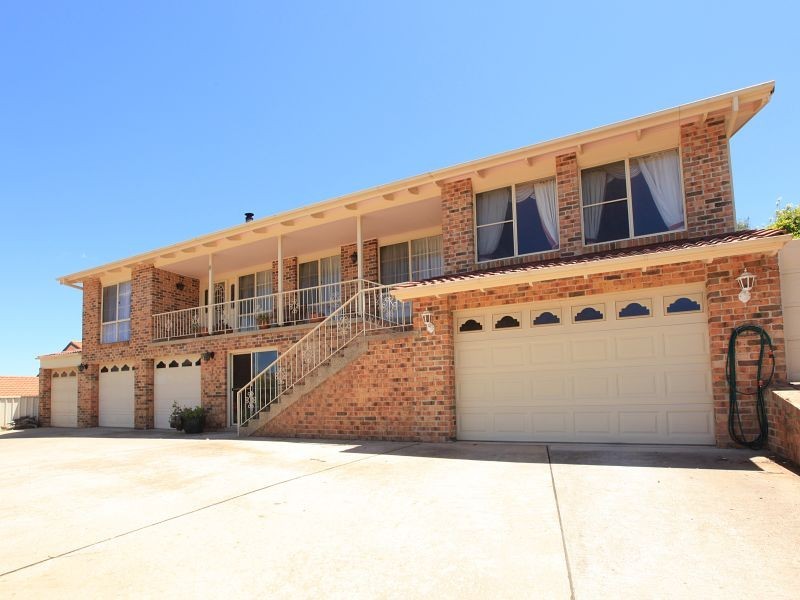 9 Armfield Place, Chisholm ACT 2905