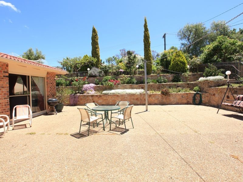 9 Armfield Place, Chisholm ACT 2905