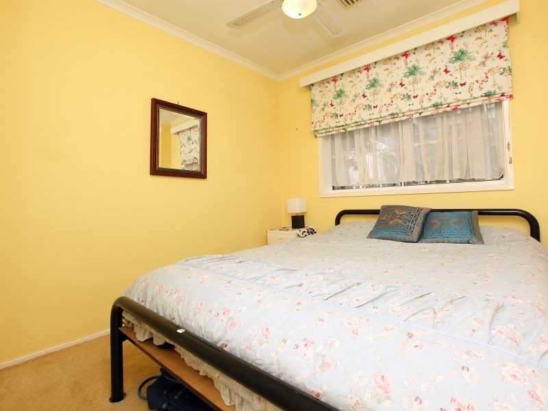 9 Moon Place, Gordon ACT 2906