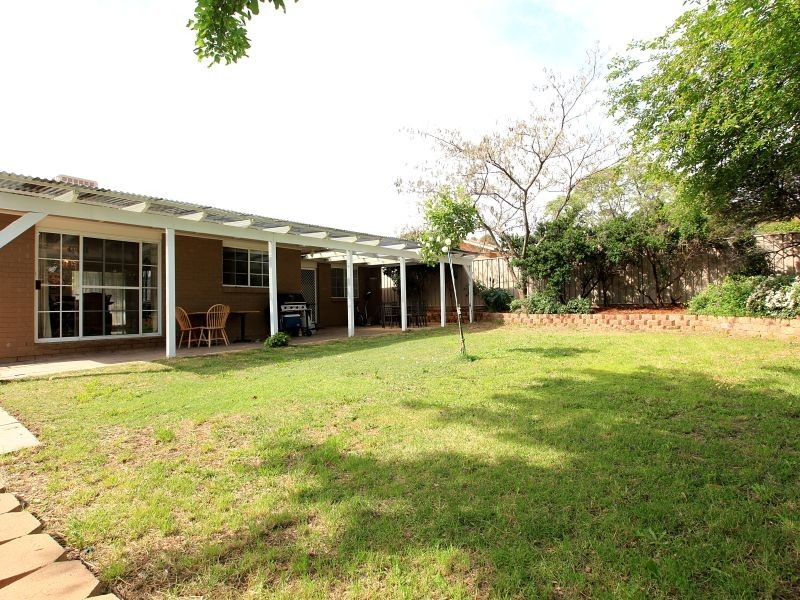 9 Moon Place, Gordon ACT 2906