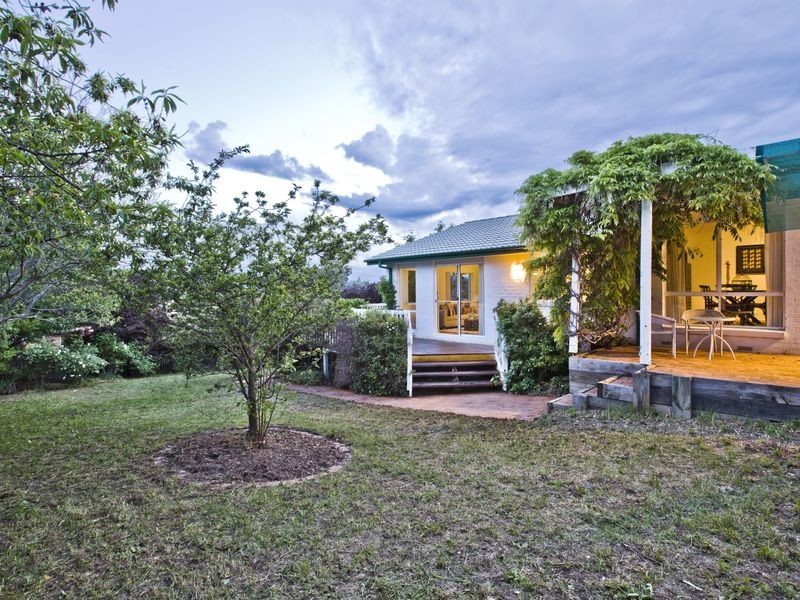 10 Ebsworth Close, Macarthur ACT 2904