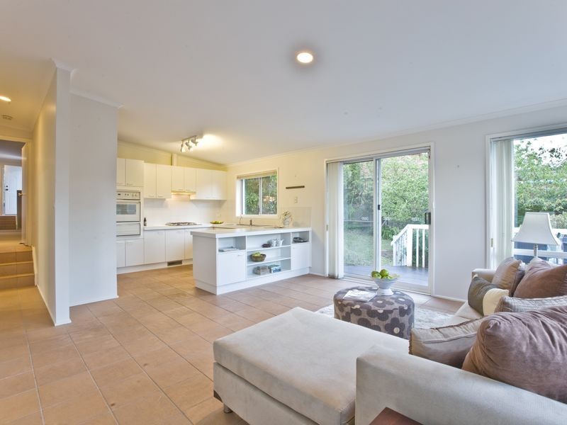 10 Ebsworth Close, Macarthur ACT 2904