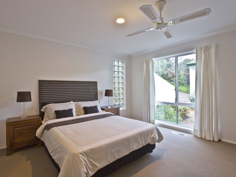 10 Ebsworth Close, Macarthur ACT 2904