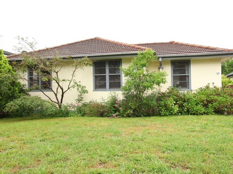 12 Nathan Street, Deakin ACT 2600