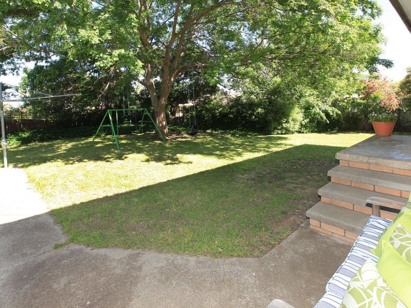 4 Downer Place, Kambah ACT 2902