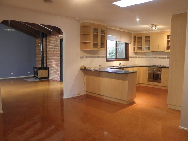 4 Clayton Place, Fadden ACT 2904