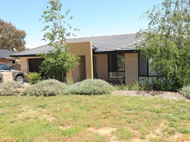 9 Freeman Street, Conder ACT 2906