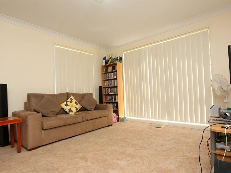 7 Leahy Place, Gordon ACT 2906