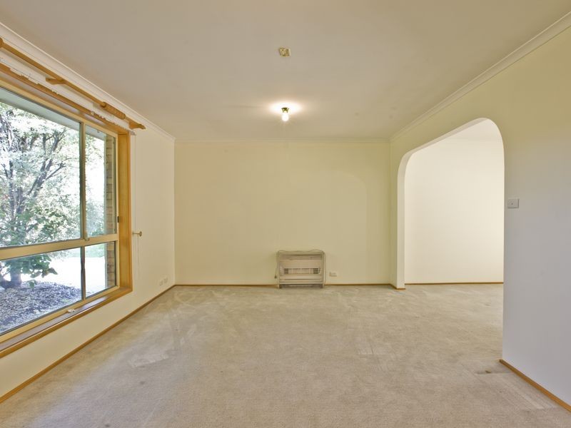 4 Armbruster Street, Gordon ACT 2906