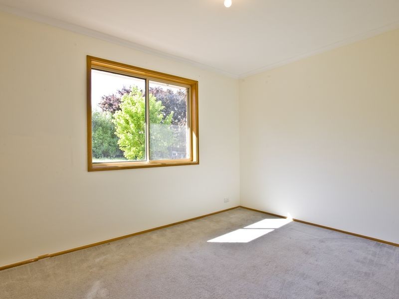 4 Armbruster Street, Gordon ACT 2906