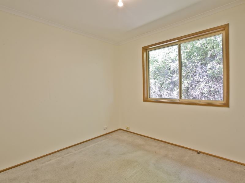 4 Armbruster Street, Gordon ACT 2906