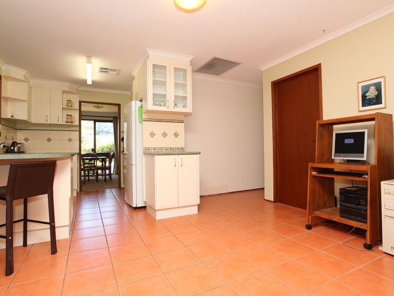 6 Sly Place, Charnwood ACT 2615