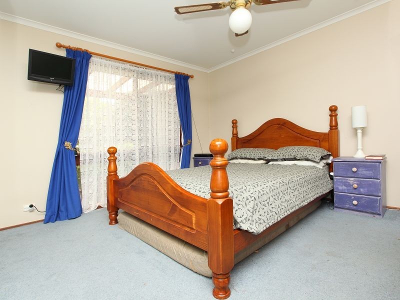 6 Sly Place, Charnwood ACT 2615