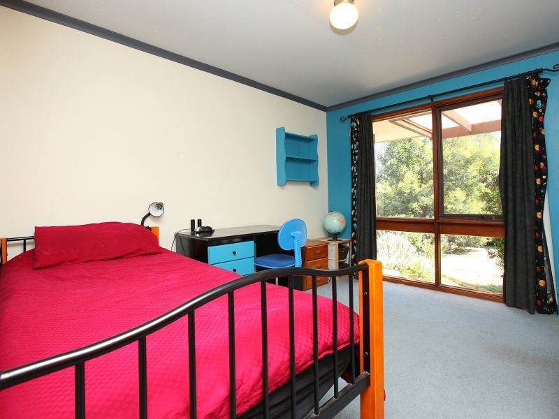 6 Sly Place, Charnwood ACT 2615