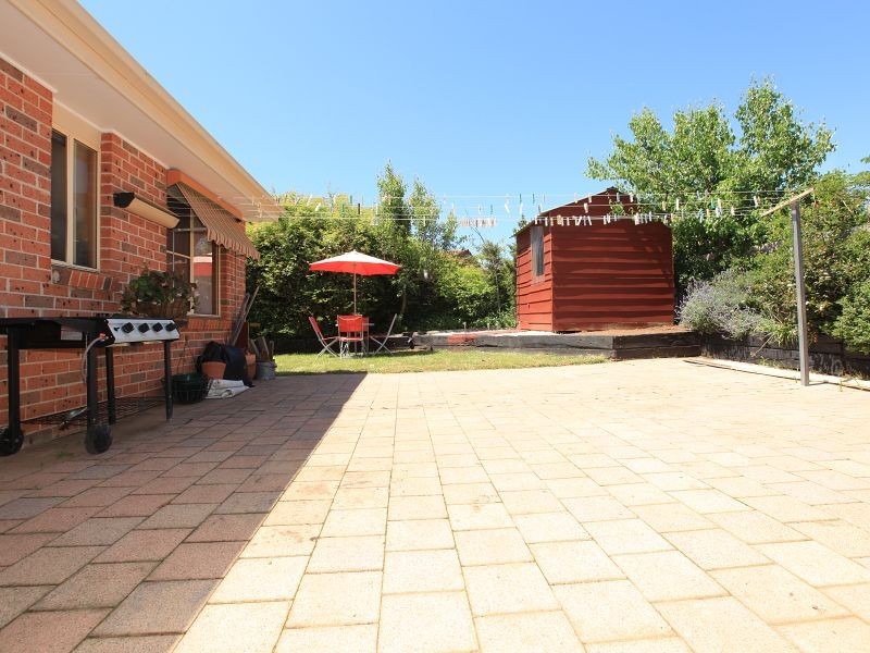 13 Pennington Crescent, Calwell ACT 2905