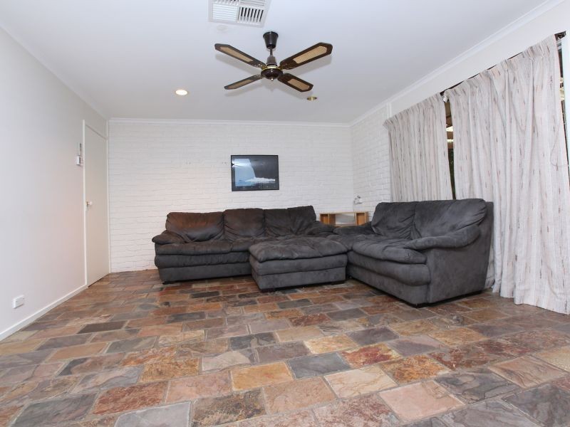 17 Farrelly Close, Oxley ACT 2903
