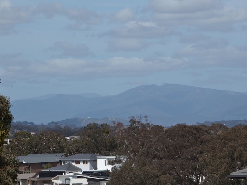 54 Loma Rudduck Street, Forde ACT 2914