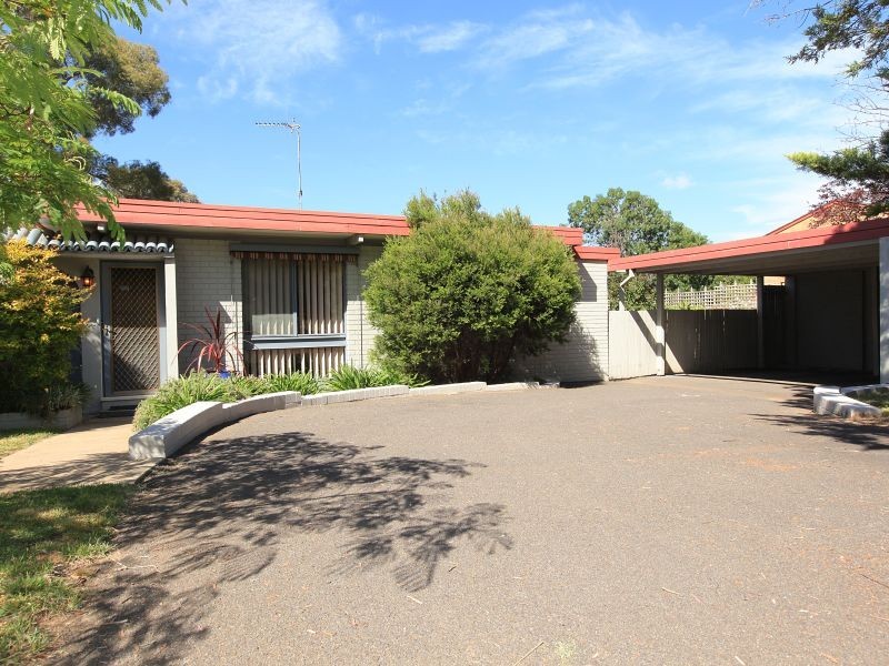 10 Steinfeld Court, Wanniassa ACT 2903