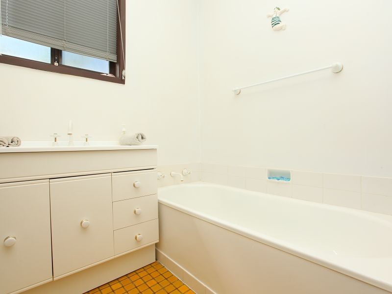 10 Steinfeld Court, Wanniassa ACT 2903