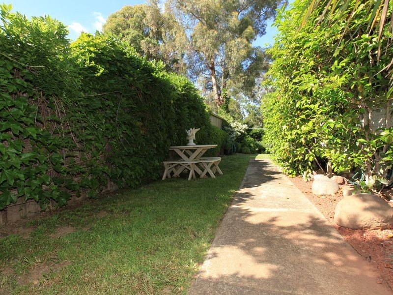 10 Steinfeld Court, Wanniassa ACT 2903