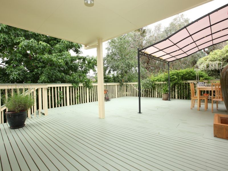 313 Bugden Avenue, Fadden ACT 2904