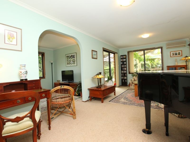 313 Bugden Avenue, Fadden ACT 2904