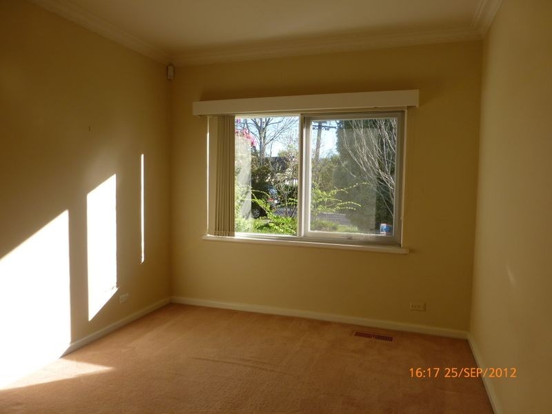 75 Jervois Street, Deakin ACT 2600