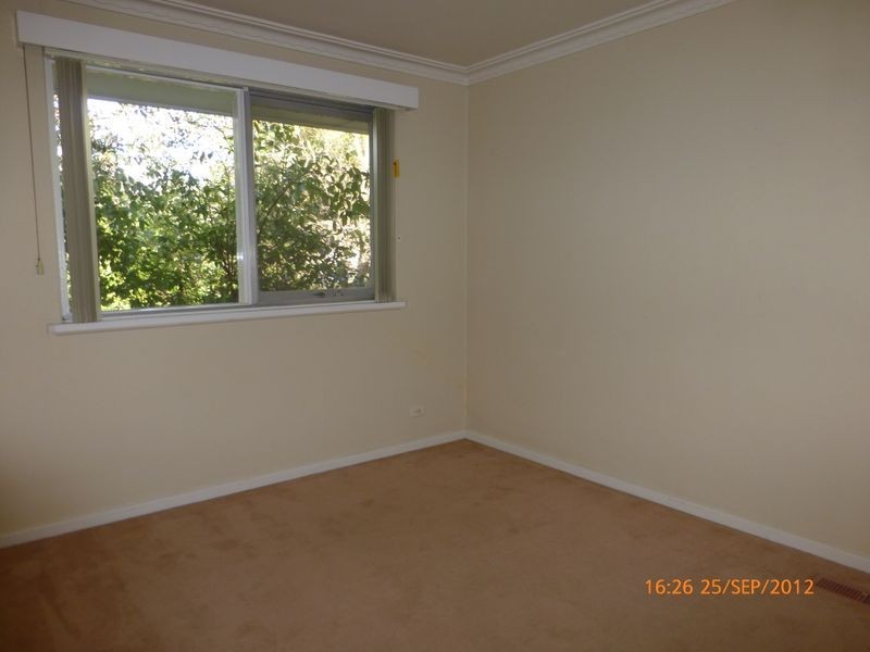 75 Jervois Street, Deakin ACT 2600