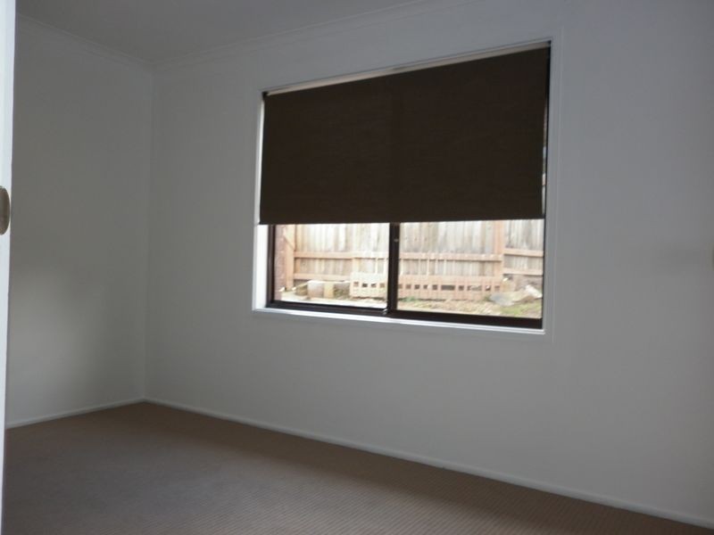 15 Bertram Street, Fadden ACT 2904