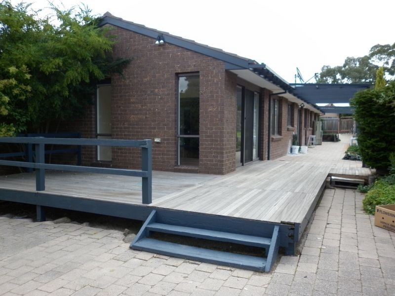15 Bertram Street, Fadden ACT 2904
