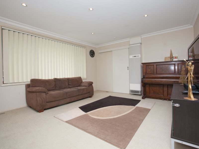 57 Fincham Crescent, Wanniassa ACT 2903