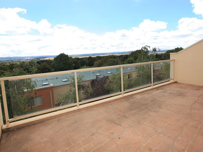 24/45 Leahy Close, Narrabundah ACT 2604