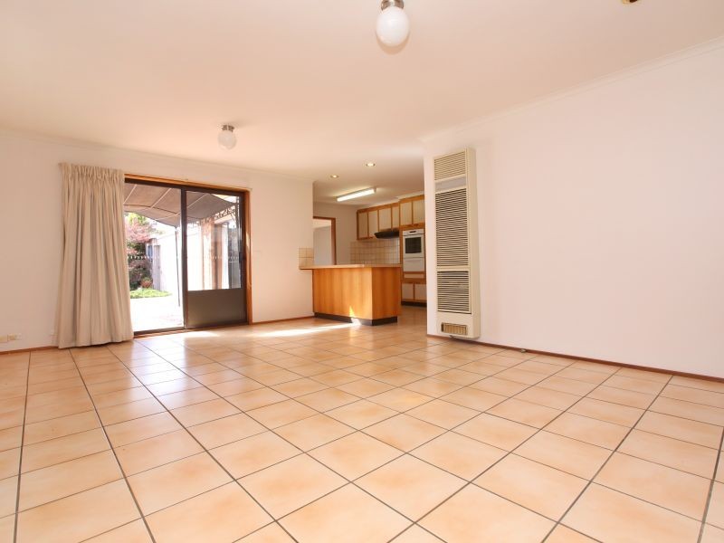 38 Alice Jackson Crescent, Gilmore ACT 2905