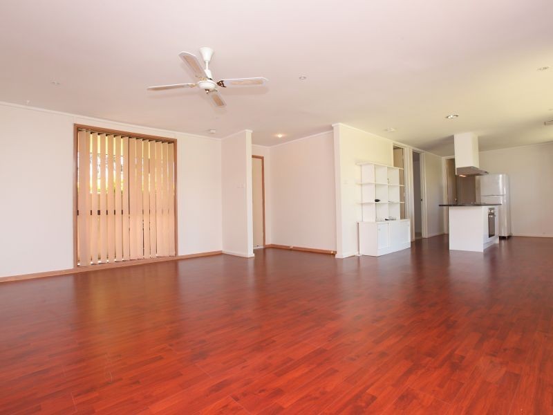 9 Trimmer Place, Kambah ACT 2902
