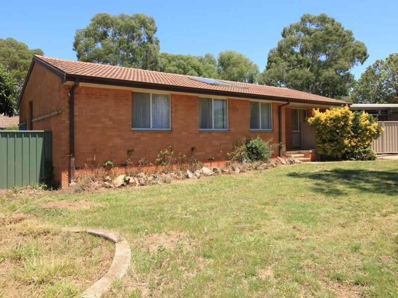 9 Trimmer Place, Kambah ACT 2902